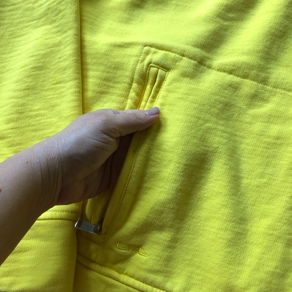 Ralph Lauren Boxy Cropped Sweatshirt - Picture 3 of 6